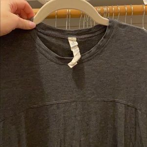 Lululemon high/low long sleeve tee SZ 6